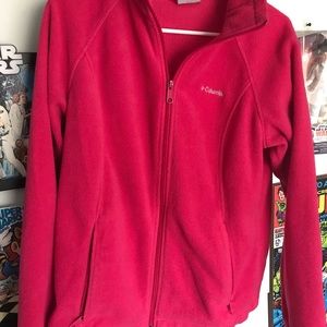 Deep pink fleece Columbia sweater